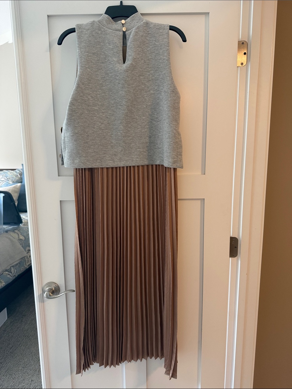 THML Two-Tone Sleeveless Midi Dress in Grey and Brown NWOT - Picture 4 of 4